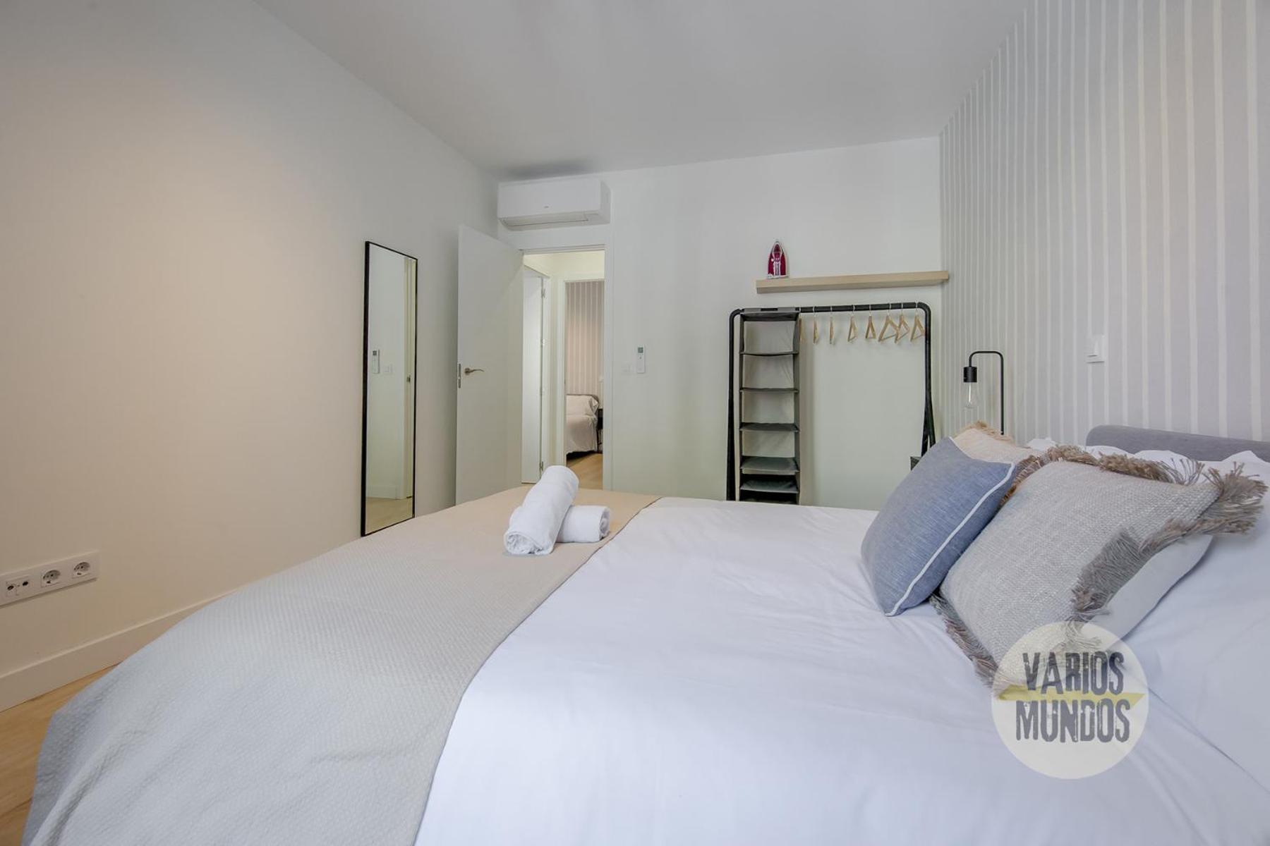 Spacious New Aparment Para 8Pax En La Plaza De Tirso E1 Madrid Bagian luar foto