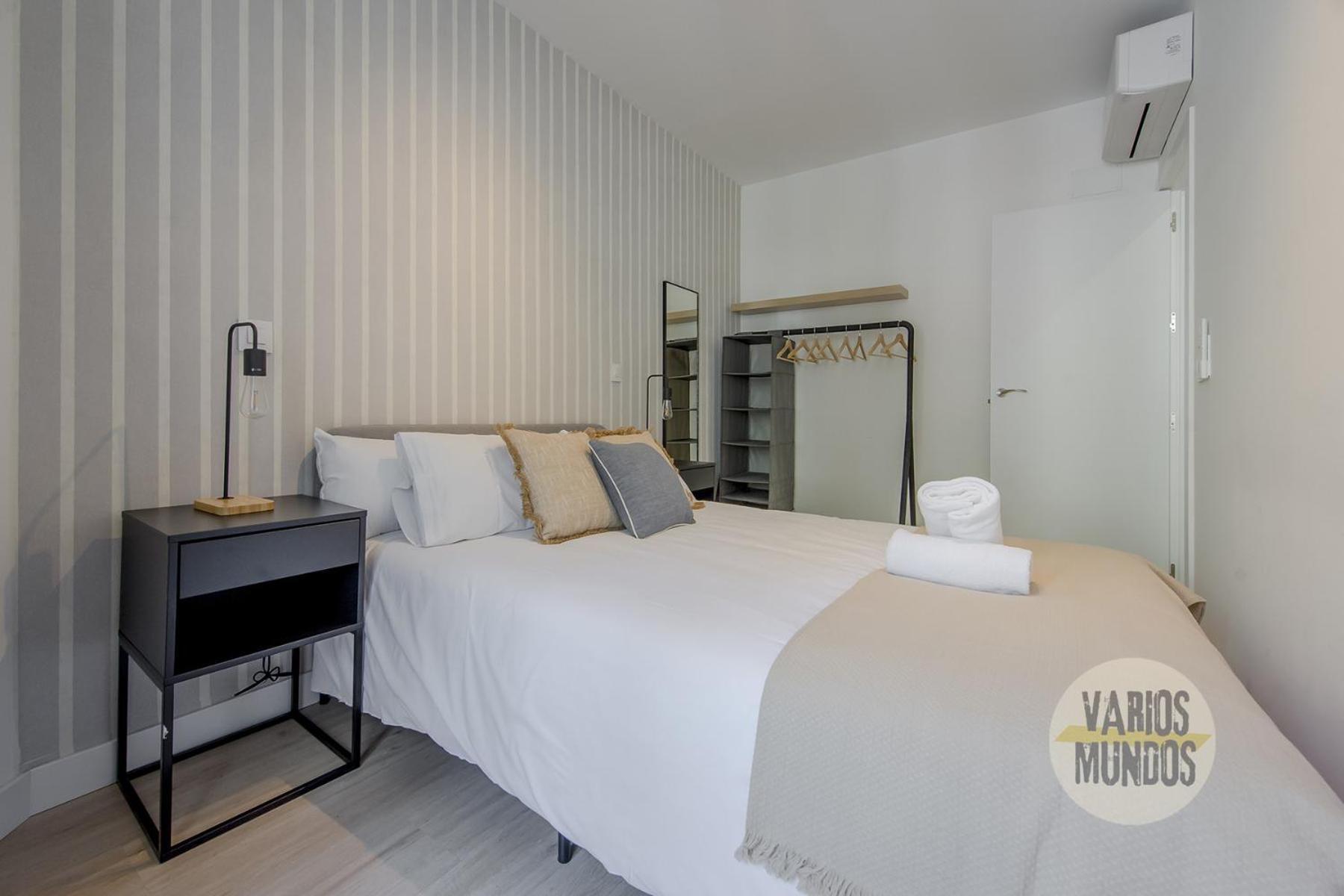 Spacious New Aparment Para 8Pax En La Plaza De Tirso E1 Madrid Bagian luar foto