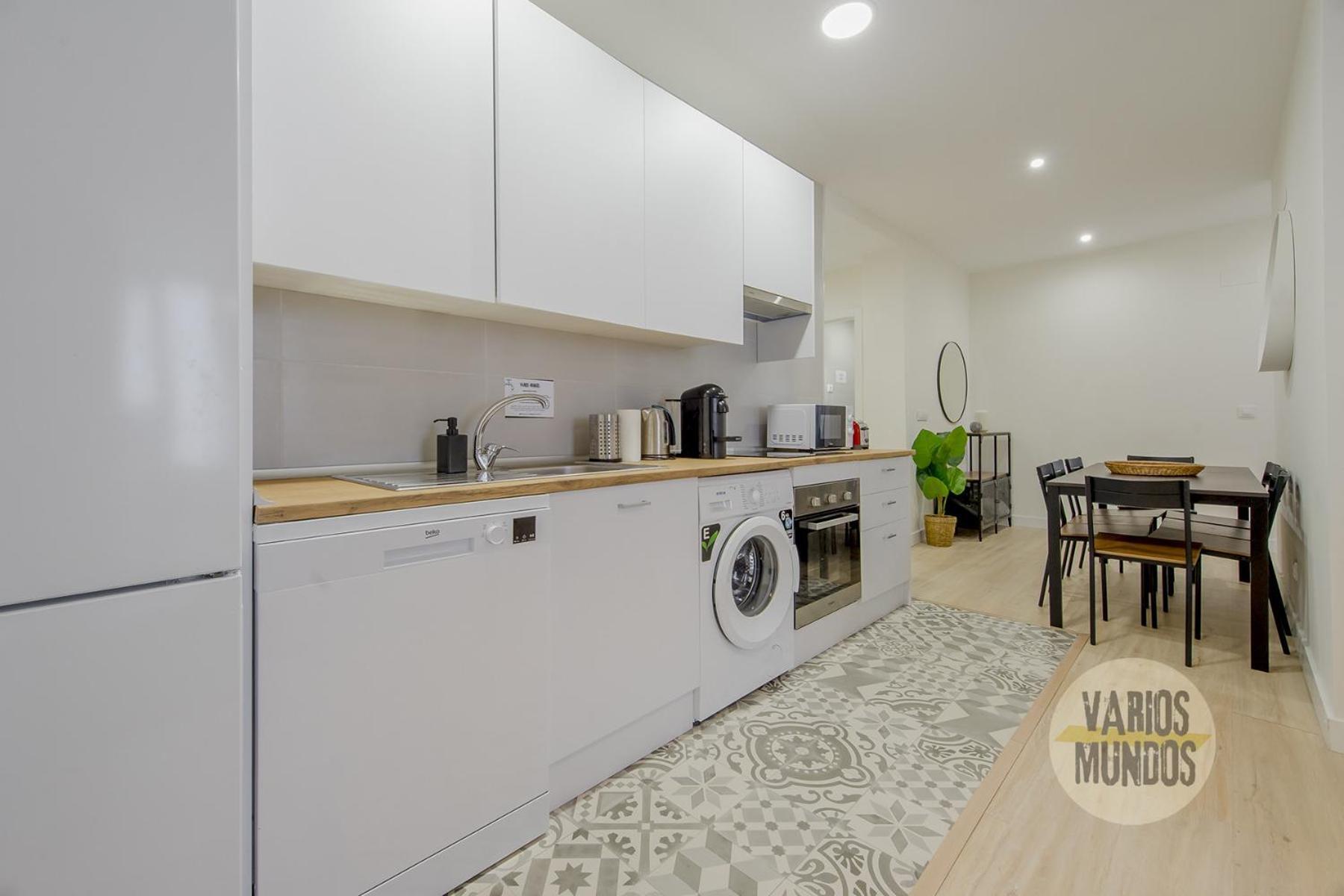 Spacious New Aparment Para 8Pax En La Plaza De Tirso E1 Madrid Bagian luar foto