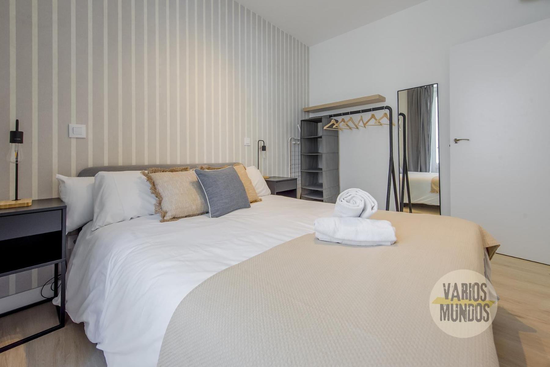 Spacious New Aparment Para 8Pax En La Plaza De Tirso E1 Madrid Bagian luar foto